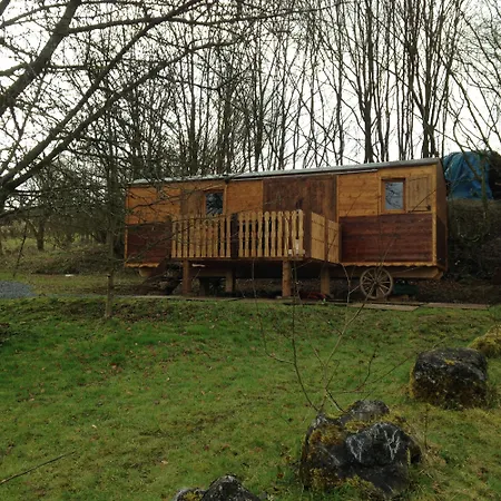 Le 'ti 'bou De Refuge 4* Bouillon